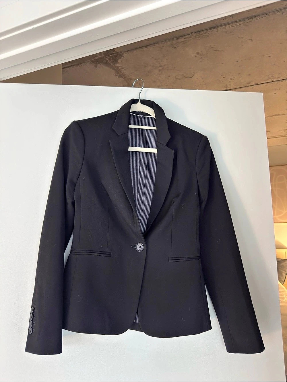 Express Black Lined Blazer Size 2 Like New